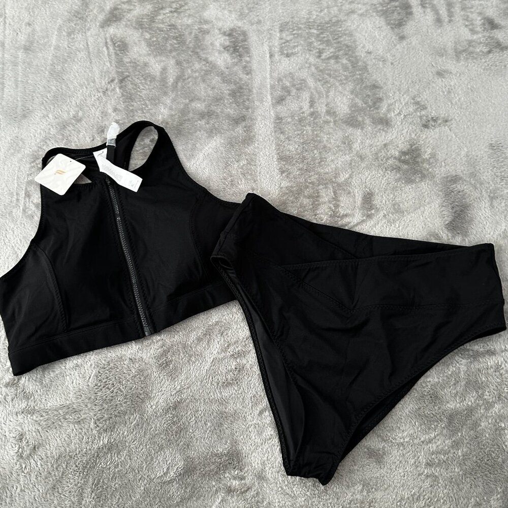 NWT Fabletics Bikini Two Piece Swimsuit Women's XL High Tide Zip Front Top